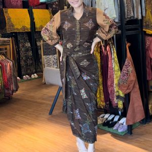 Top Gissela Tenun Bordir